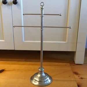 Pottery Barn Jewelry Stand